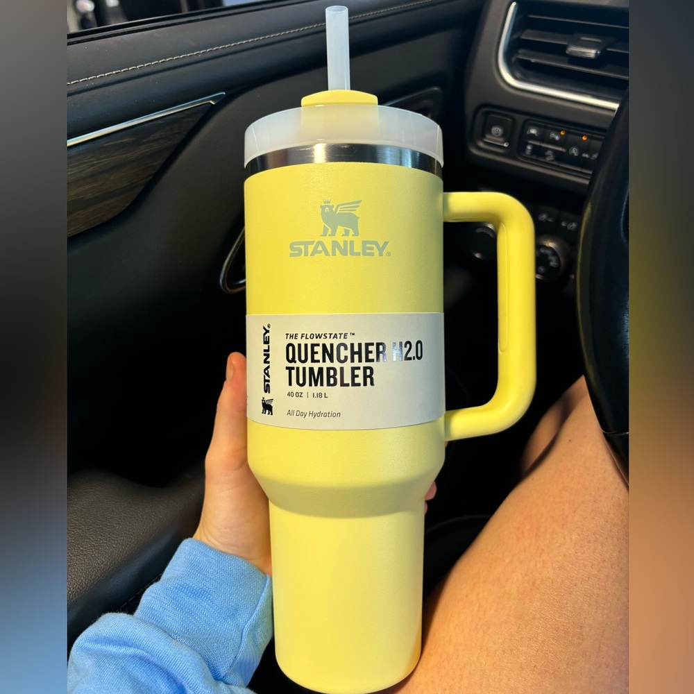 Pomelo Stanley 40 oz